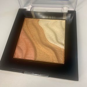 Milani Face & eye strobe palette sun light spotlight